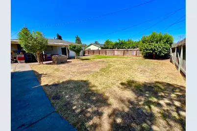 2101 Parr Avenue, Modesto, CA 95358 - Photo 20
