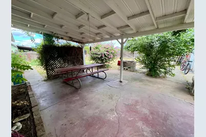 2101 Parr Avenue, Modesto, CA 95358 - Photo 16