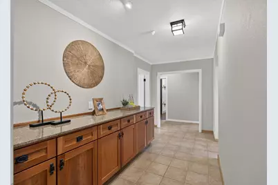 4621 Crestwood Way, Sacramento, CA 95822 - Photo 30