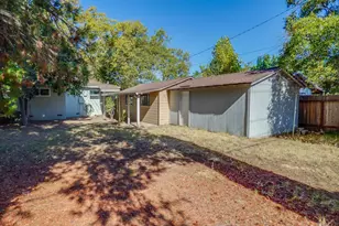 4517 53rd St, Sacramento, CA 95820 - Photo 24