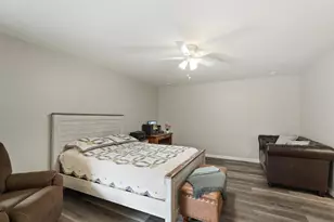 1001 W Lincoln Rd, Stockton, CA 95207 - Photo 22