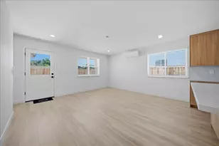 5644 Gibbons Dr, Carmichael, CA 95608 - Photo 32