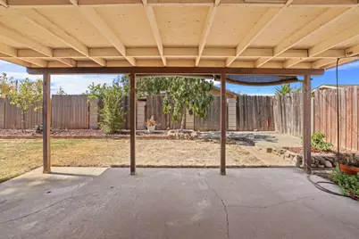 6928 Forman Way, Sacramento, CA 95828 - Photo 32
