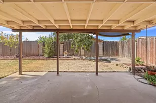 6928 Forman Way, Sacramento, CA 95828 - Photo 32