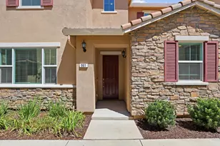 961 Posey St, Galt, CA 95632 - Photo 2