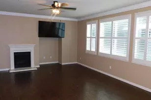 315 Merlot Dr, Oakdale, CA 95361 - Photo 2