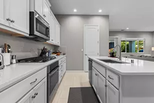 442 Olivadi Way, Sacramento, CA 95834 - Photo 6