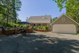 3035 Dalmatia Dr, Arnold, CA 95223 - Photo 4