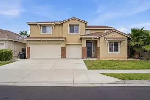 1527 Phlox Dr, Patterson, CA 95363 - Photo 2
