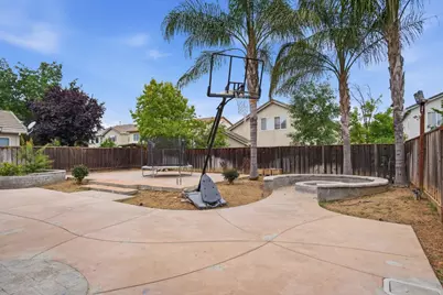 1527 Phlox Drive, Patterson, CA 95363 - Photo 32
