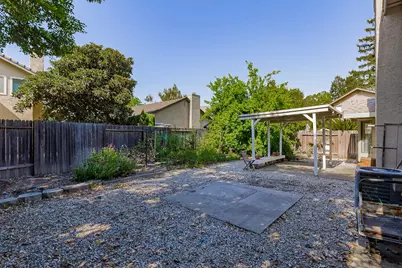 6113 Wolf Creek Court, Elk Grove, CA 95758 - Photo 36