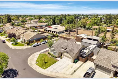 10611 Blackhawk Court, Stockton, CA 95209 - Photo 50