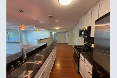 7430 Cosgrove Way, Sacramento, CA 95822 - Photo 8