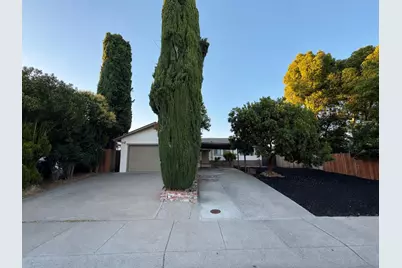 7430 Cosgrove Way, Sacramento, CA 95822 - Photo 1