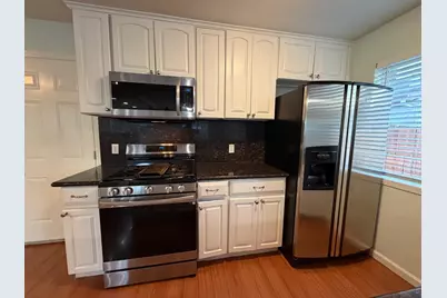 7430 Cosgrove Way, Sacramento, CA 95822 - Photo 6