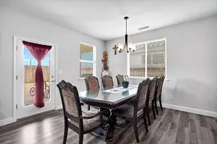 1121 Wasatch Dr, Madera, CA 93638 - Photo 10