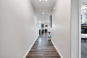 1121 Wasatch Dr, Madera, CA 93638 - Photo 6