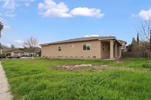 9879 Twin Creeks Ave, Stockton, CA 95219 - Photo 24