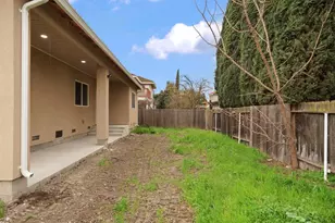 9879 Twin Creeks Ave, Stockton, CA 95219 - Photo 26