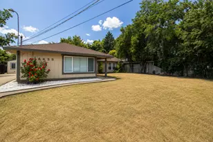 6633 6th St, Rio Linda, CA 95673 - Photo 2