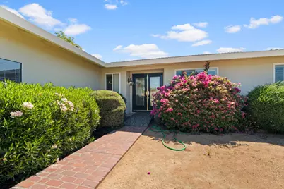 1033 Sycamore Lane, Woodland, CA 95695 - Photo 2