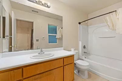 310 W F Street, Turlock, CA 95380 - Photo 12