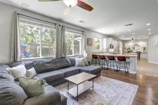 814 Farrington, Lincoln, CA 95648 - Photo 2