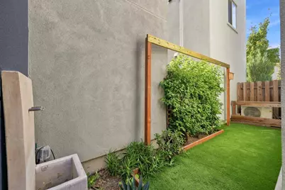 453 Crate Avenue, Sacramento, CA 95818 - Photo 38