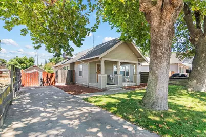 403 Davitt Avenue, Oakdale, CA 95361 - Photo 2