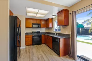 3410 Jutewood Ct, Sacramento, CA 95827 - Photo 10