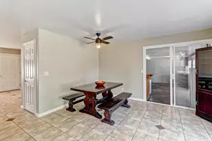6511 Mossview Way, Citrus Heights, CA 95621 - Photo 8
