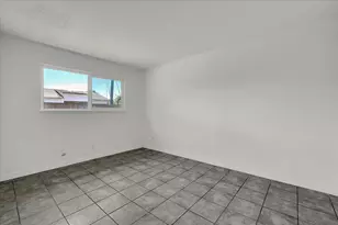 1056 Hedge Ave, Olivehurst, CA 95961 - Photo 12