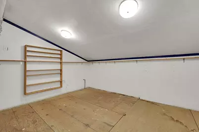 1056 Hedge Avenue, Olivehurst, CA 95961 - Photo 18
