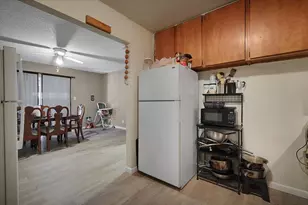 1056 Hedge Ave, Olivehurst, CA 95961 - Photo 30