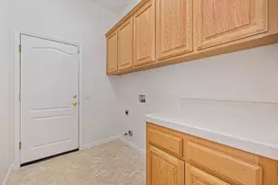 9016 Fallsmont Dr, El Dorado Hills, CA 95762 - Photo 34