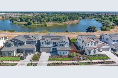 713 River Bend Drive, Lathrop, CA 95330 - Photo 2