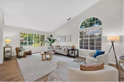 9208 Cerrolinda Circle, Elk Grove, CA 95758 - Photo 6
