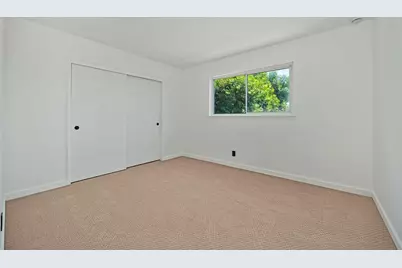 5822 Hemlock Street, Sacramento, CA 95841 - Photo 26