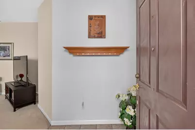 8888 Billfish Way, Sacramento, CA 95828 - Photo 6