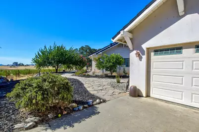 12550 Hogan Dam, Farmington, CA 95230 - Photo 10