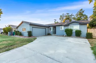 902 Granada, Los Banos, CA 93635 - Photo 2