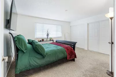 7570 Burgoyne Lane, Sacramento, CA 95823 - Photo 12