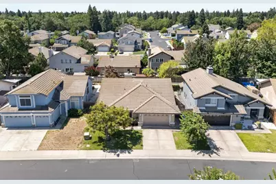 8874 Mandalay Way, Elk Grove, CA 95624 - Photo 38