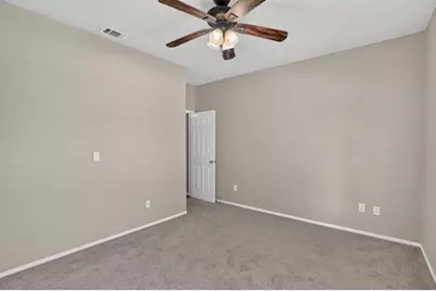 8874 Mandalay Way, Elk Grove, CA 95624 - Photo 24