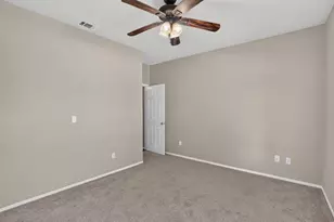 8874 Mandalay Way, Elk Grove, CA 95624 - Photo 24