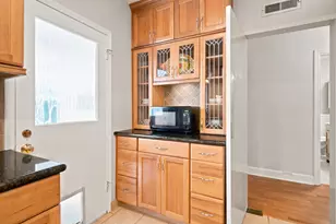 36 W Pine St, Stockton, CA 95204 - Photo 24