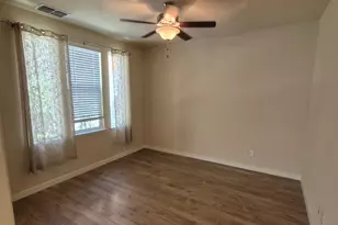 9902 Del Surf Ln, Elk Grove, CA 95757 - Photo 4