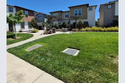 9902 Del Surf Lane, Elk Grove, CA 95757 - Photo 40