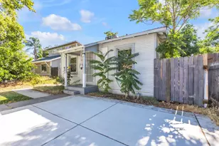 3211 32nd St, Sacramento, CA 95817 - Photo 4