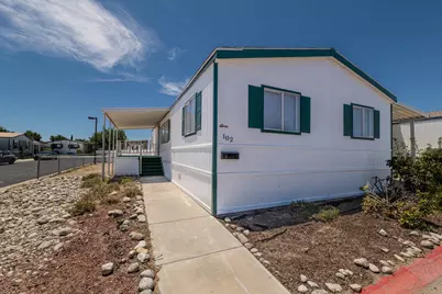 E Ave I #102, Lancaster, CA 93535 - Photo 2